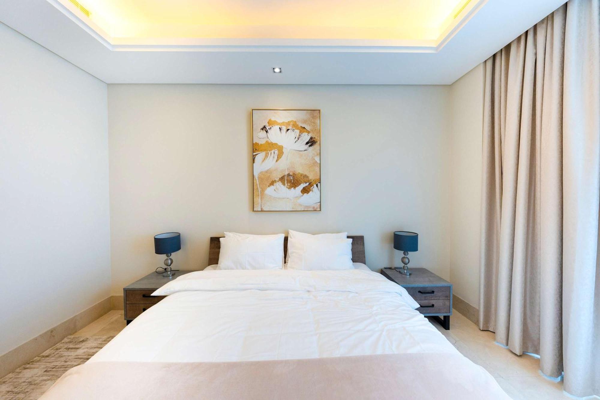 Spacious Beachfront 2 Bedroom Apartment - The 8 ดูไบ ภายนอก รูปภาพ